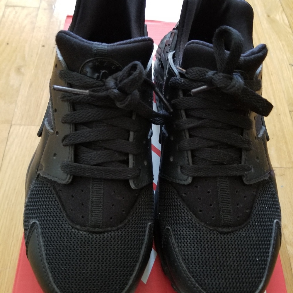 Nike Huarache 7Y